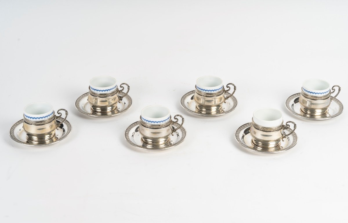 A Series Of Porcelain And Solid Silver Cups-photo-8