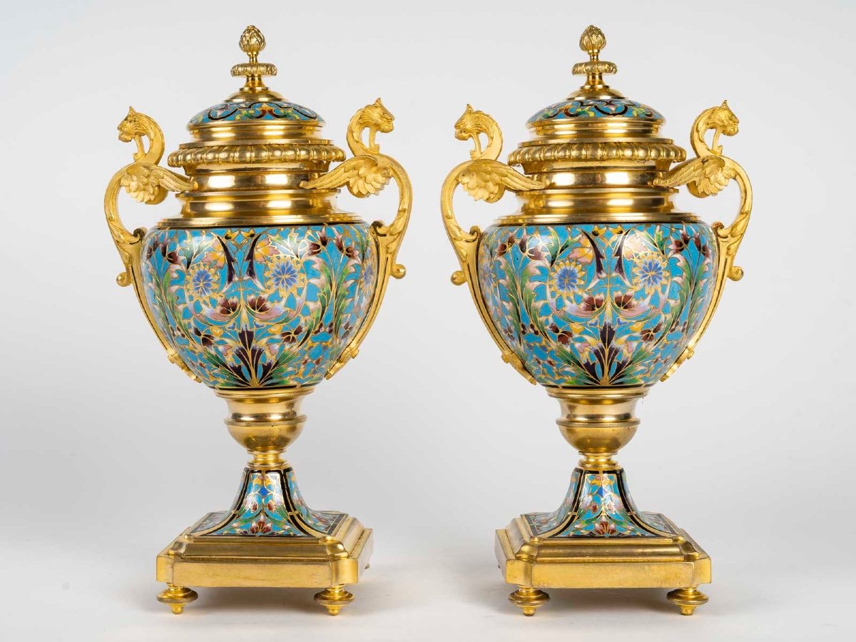 Une Paire De Vases En En Bronze Doré Et émail Cloisonné, Fin XIXème Siècle -photo-3