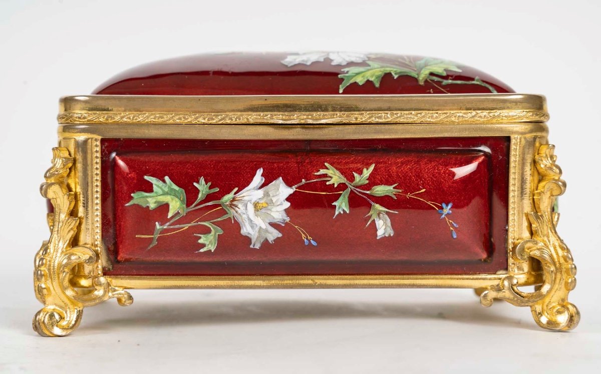 An Enamel Jewelry Box, Late 19th Century-photo-2