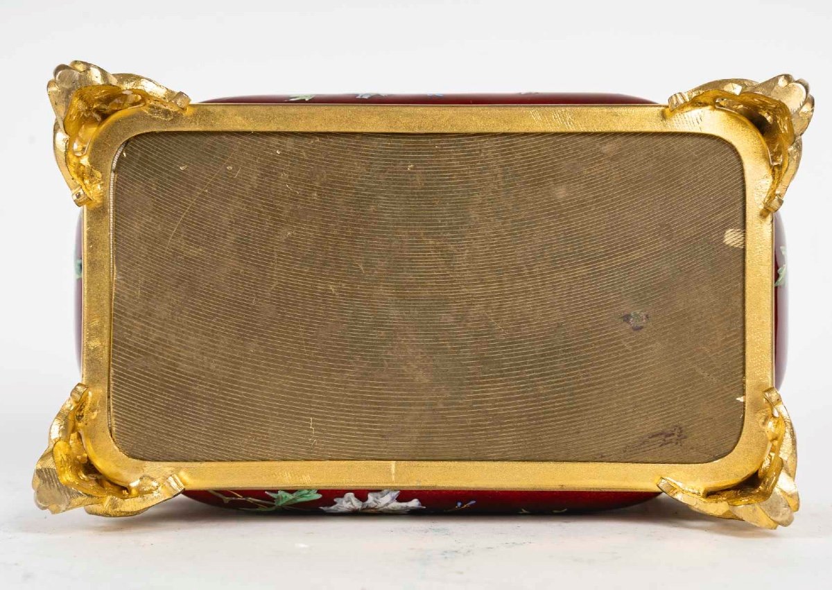 An Enamel Jewelry Box, Late 19th Century-photo-5