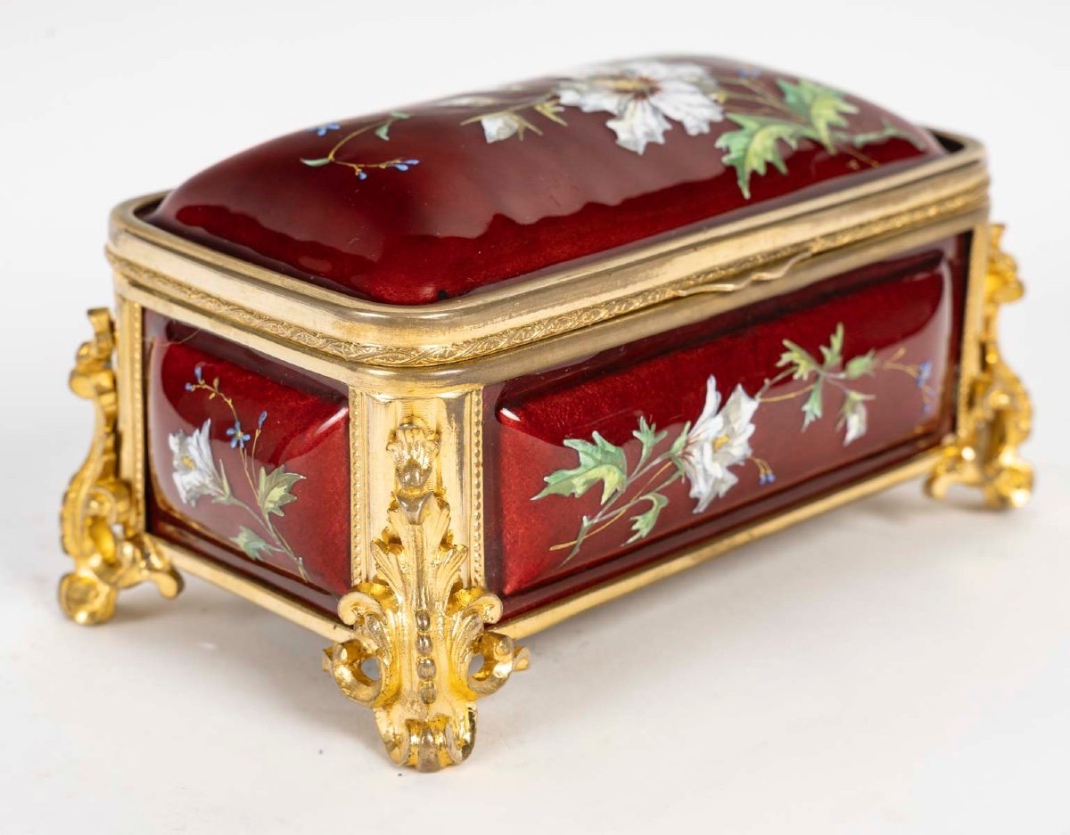 An Enamel Jewelry Box, Late 19th Century-photo-8