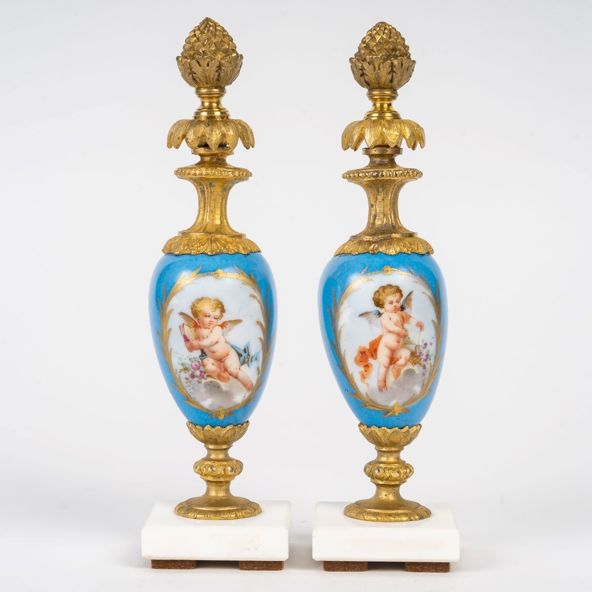 Une Paire De Vases En Porcelaine De Sèvres, Fin XIXème Siècle -photo-6