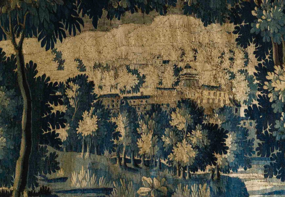 An Aubusson Tapestry Of Greenery, 18th Century -photo-2