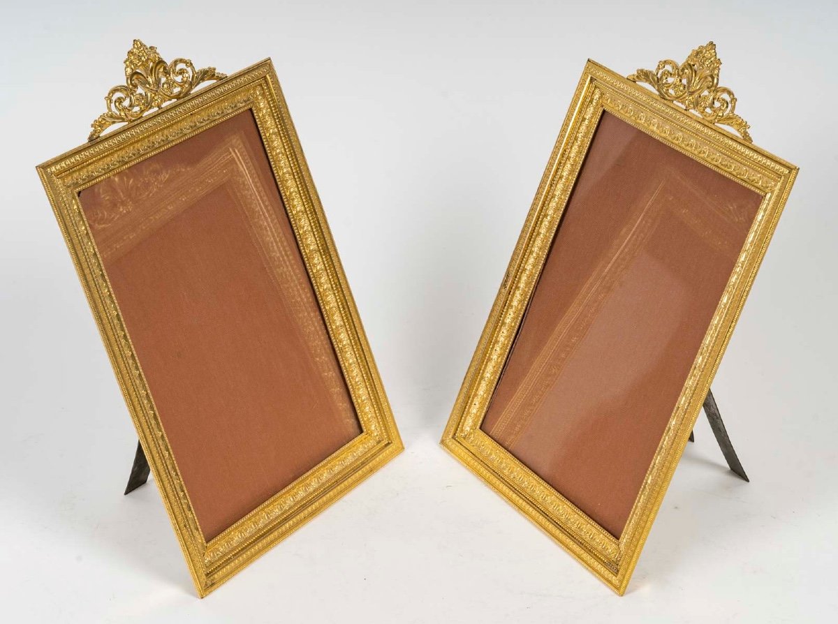 A Pair Of Gilt Bronze Picture Frames, Late 19th Century -photo-2