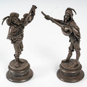 Paire De Sculptures En Bronze Argenté  XIXème Siècle 