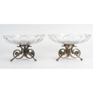 Une Paire De Coupes En Cristal De Baccarat Avec Une Base En Bronze Argenté, Fin XIXème Siècle 