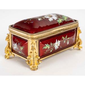 An Enamel Jewelry Box, Late 19th Century