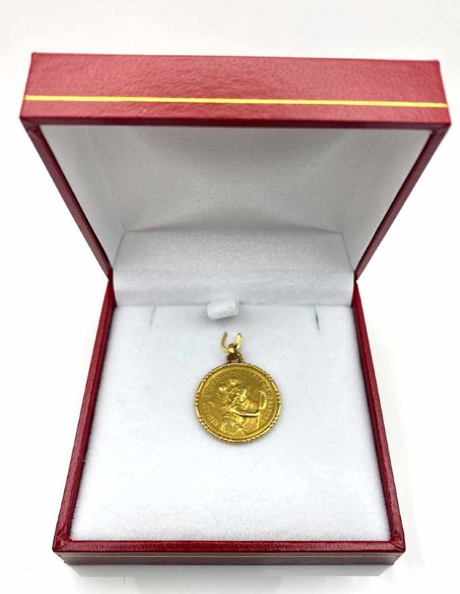 Vintage Yellow Gold Saint Christopher Medal-photo-3