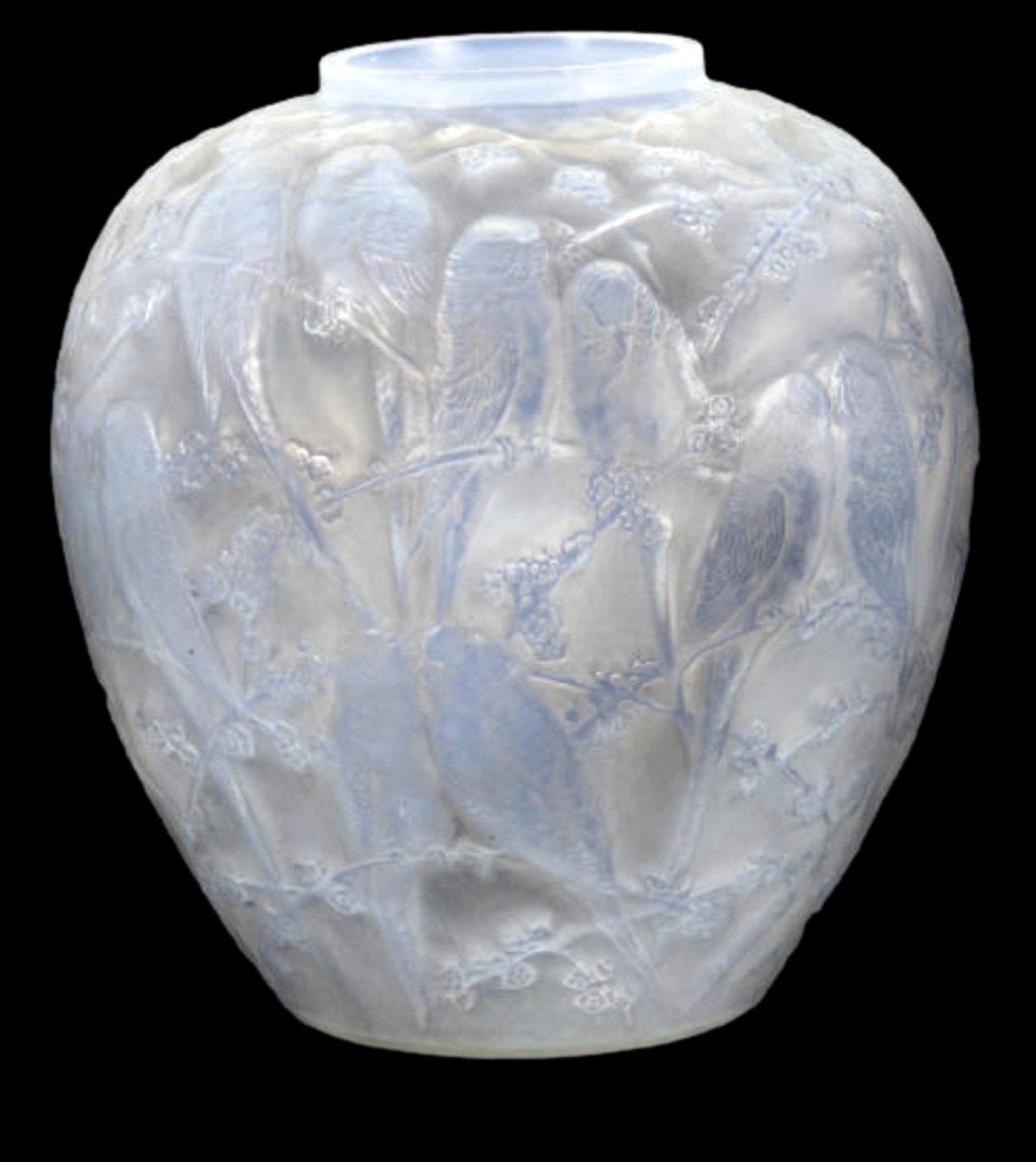 René Lalique, “parruches” Vase 1919