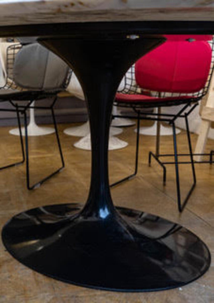  Eero Saarinen - Edition Knoll, Oval "tulip" Table  -photo-4