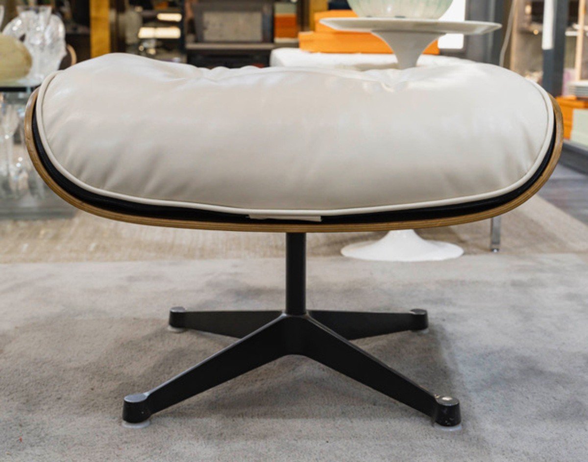  Charles et Ray Eames & Mobilier International - Chaise longue et pouf-photo-3