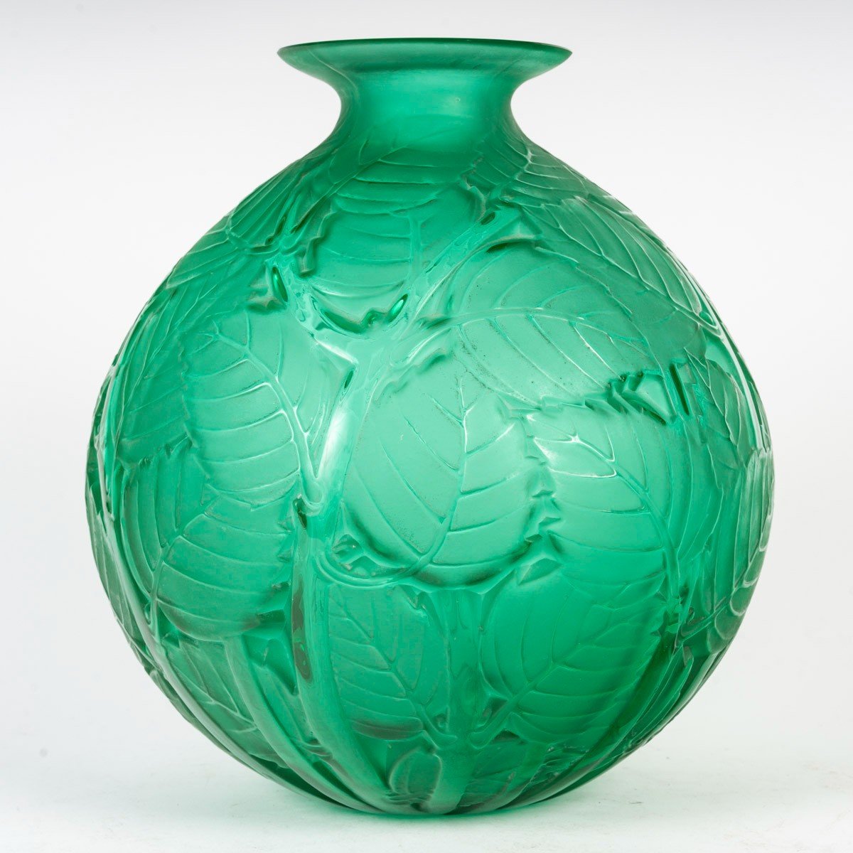 René Lalique -1929, Vase « Milan ». Epreuve En Verre Teinté Vert -photo-3