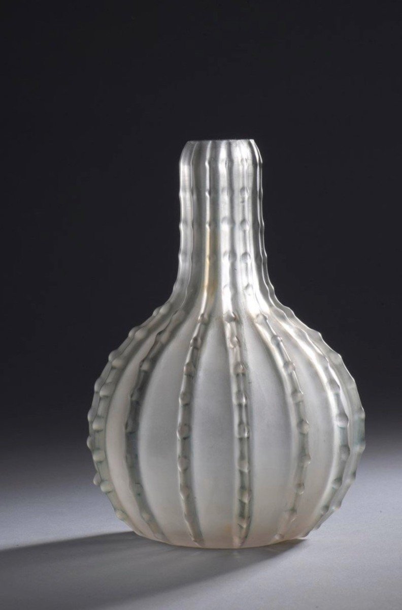 René Lalique : Vase « Dentelé » 1912-photo-1