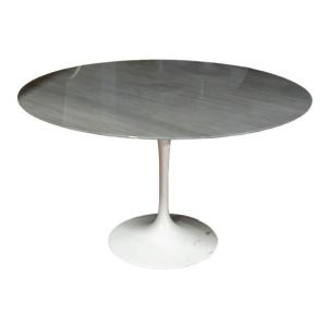 Eero Saarinen (1910-1961) & Knoll International (éditeur) Table« Tulipe », 120cm