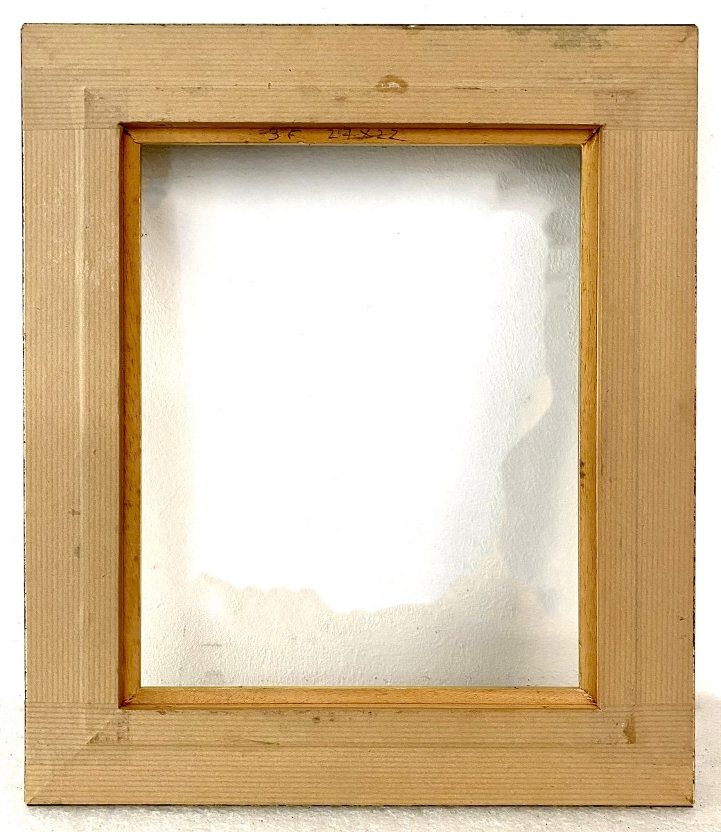 Molded Wood Frame - 27.50 X 22.50 - Ref - 2069-photo-4