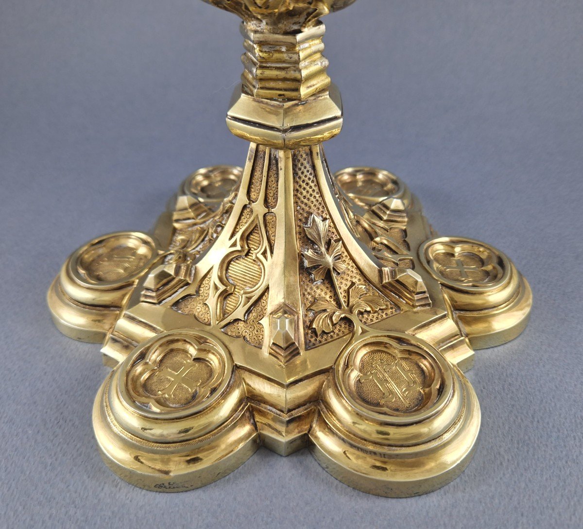 Large Chalice In Sterling Silver Gilt Gothic Style-photo-2