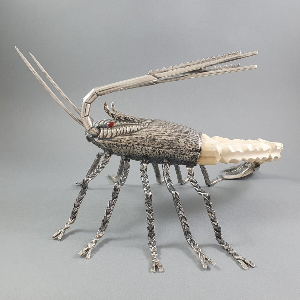 Lobster In Horn And Sterling Silver-photo-4