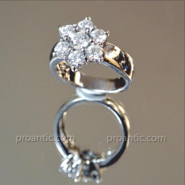 Star Ring In White Gold And Diamonds-photo-3