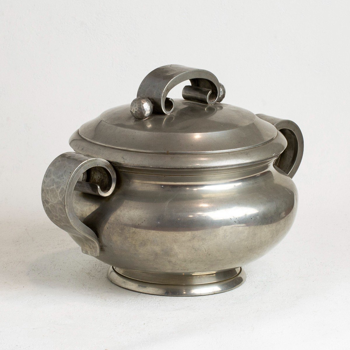 Jean Despres (1889-1980) Pewter Covered Pot-photo-2