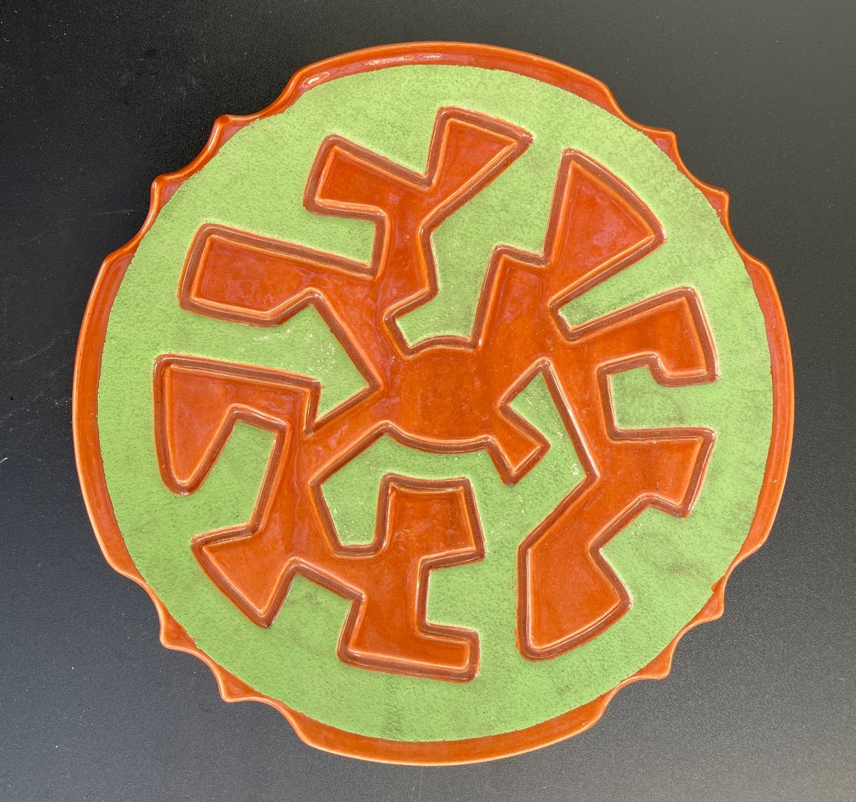 Plate 1970 Geometric Decor