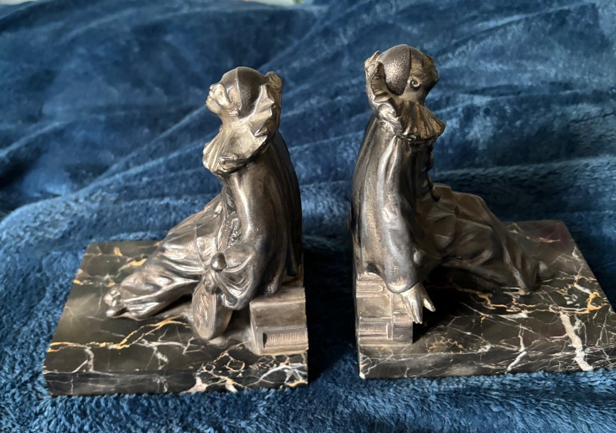 Pierrot. Pair Of Bookends -photo-3