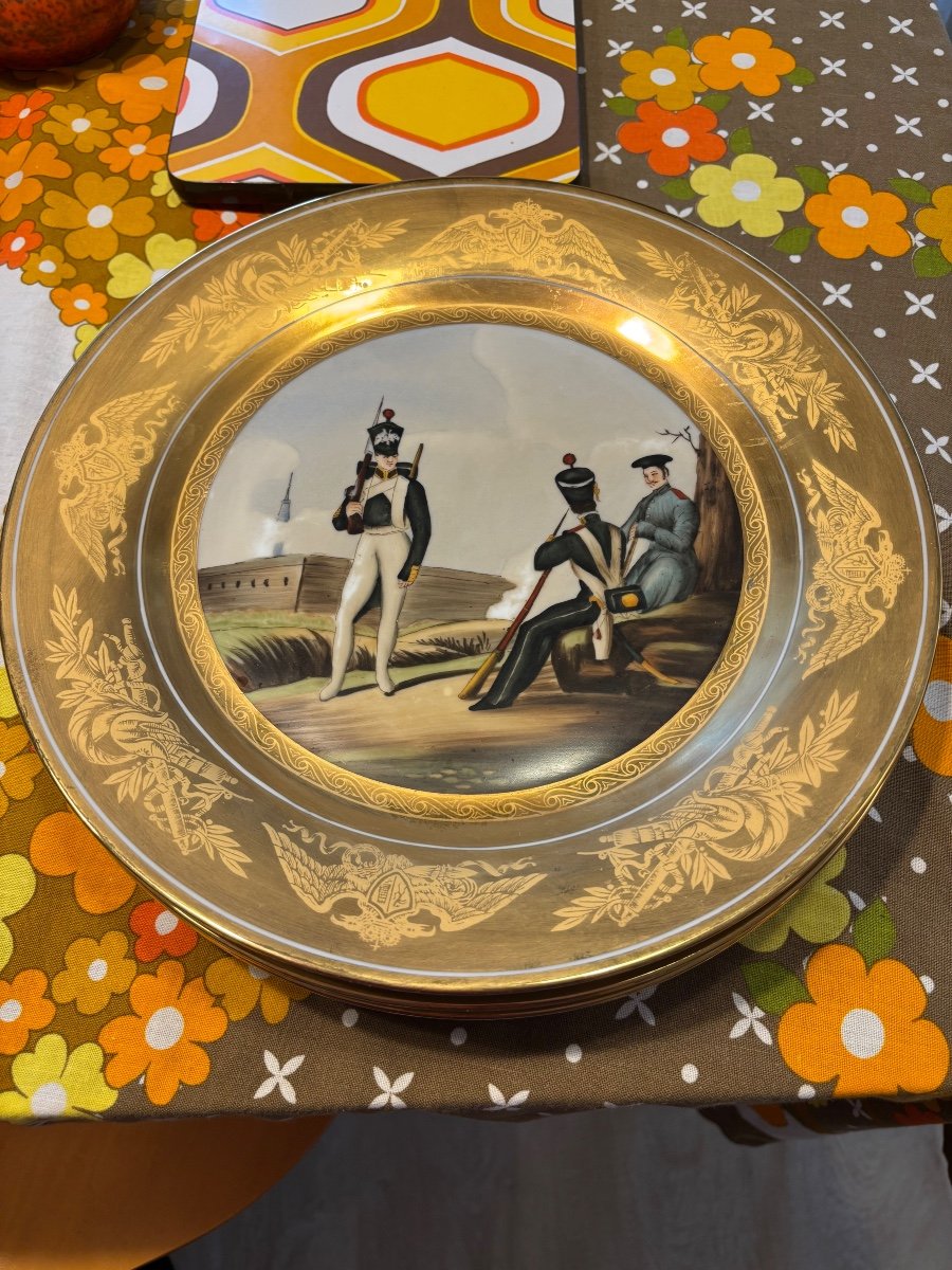 Ensemble De 5 Assiettes Militaires Russes En Porcelaine -photo-3