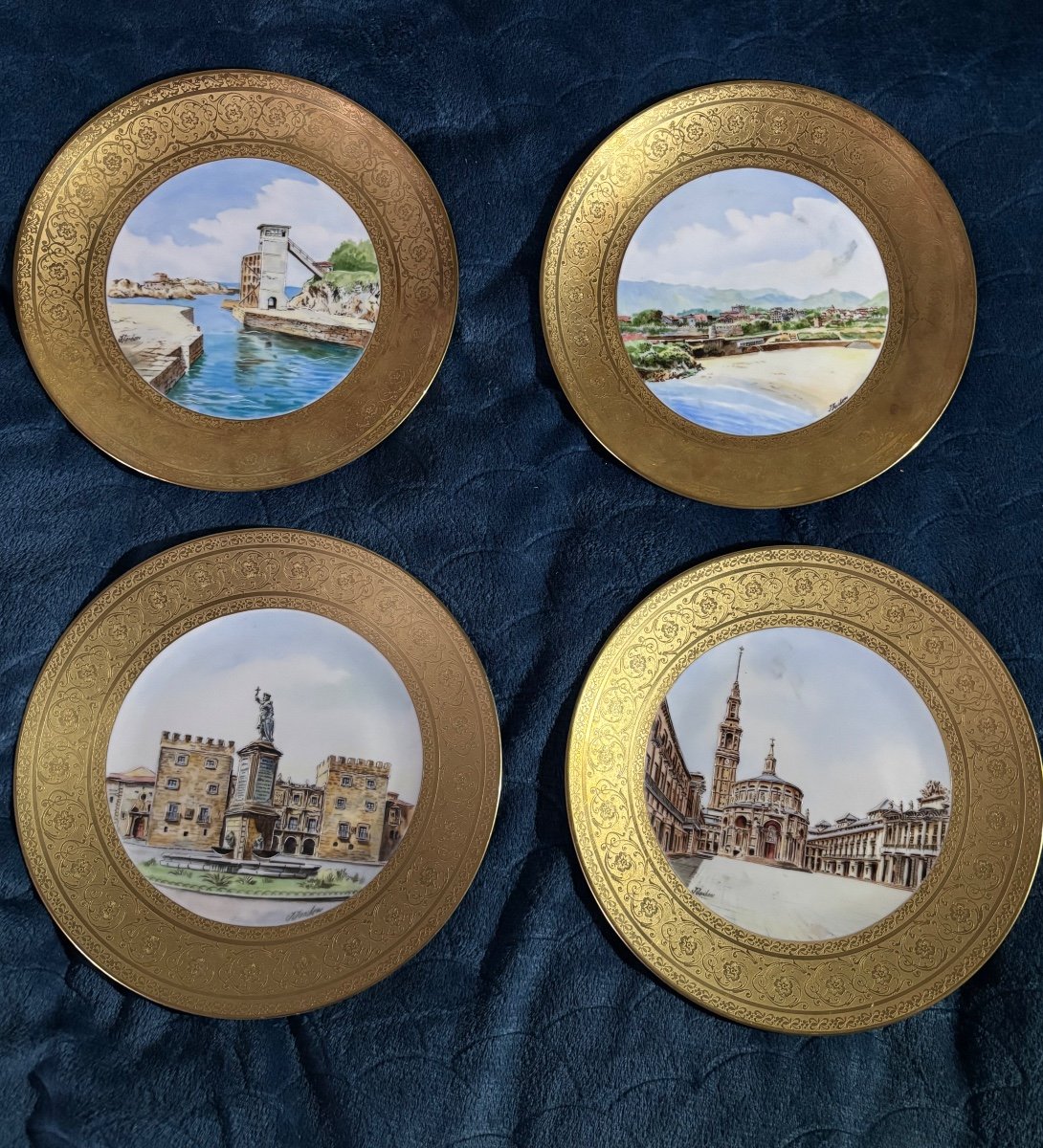 Ensemble De 4 Assiettes Monuments En Porcelaine