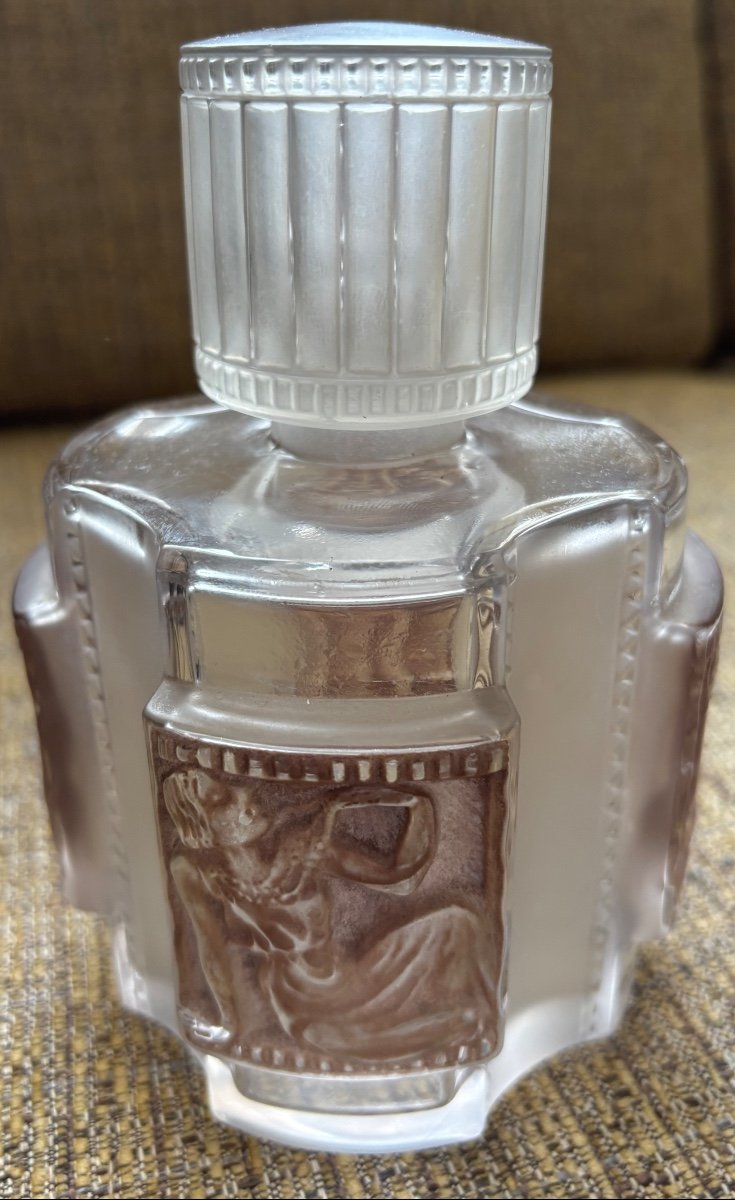 Helene. René Lalique Perfume Bottle-photo-3