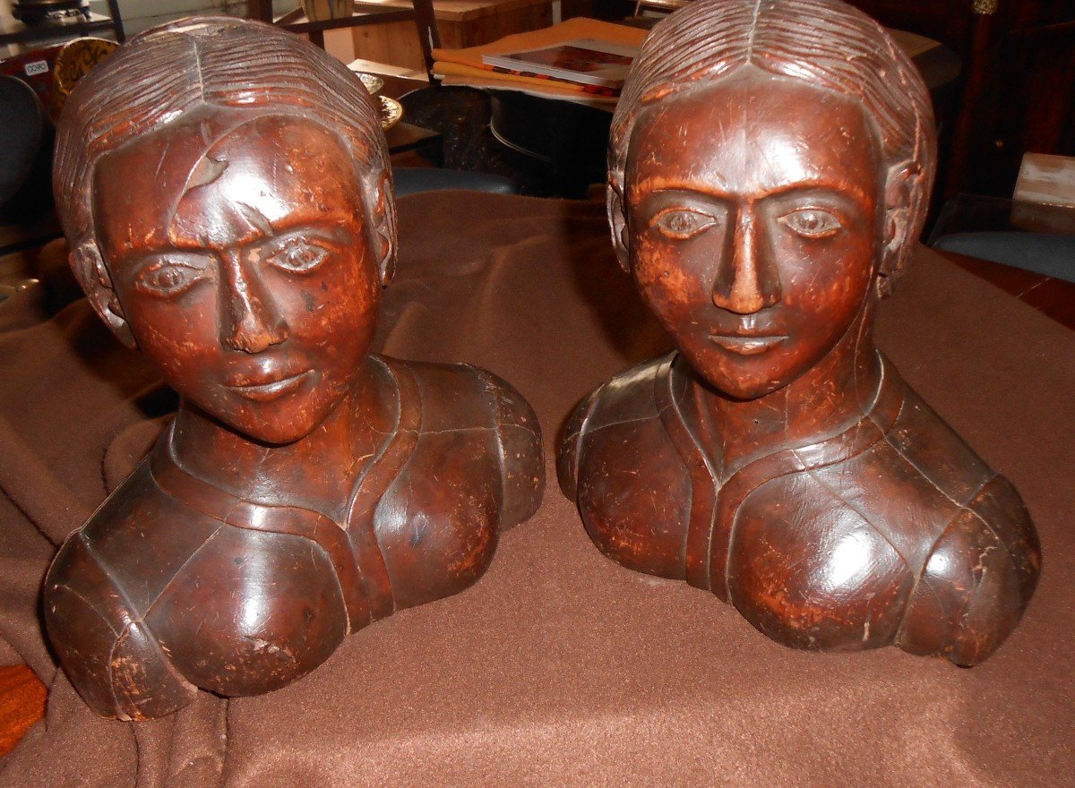 Pair Of Busts Origin Switzerland -photo-2