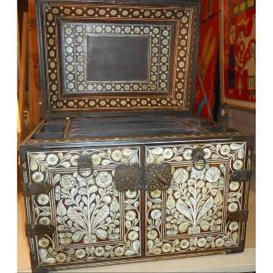 XVIIth Century Mughal Box