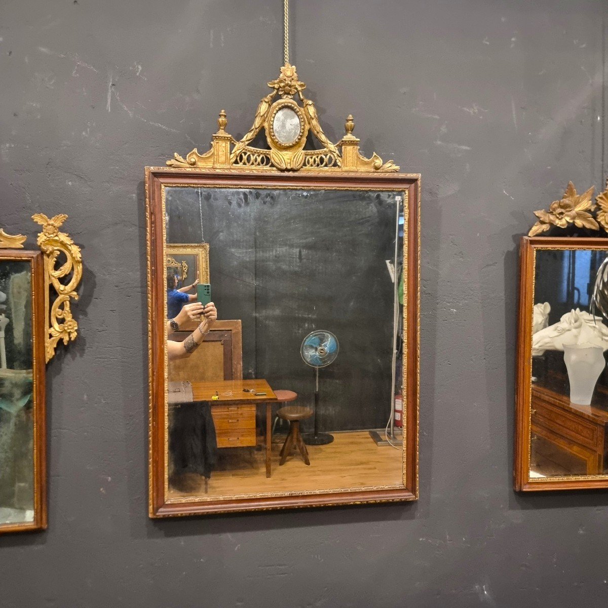 18th Century Mirror Frame In Louis XVI Style With Golden Crest From Venice-photo-1