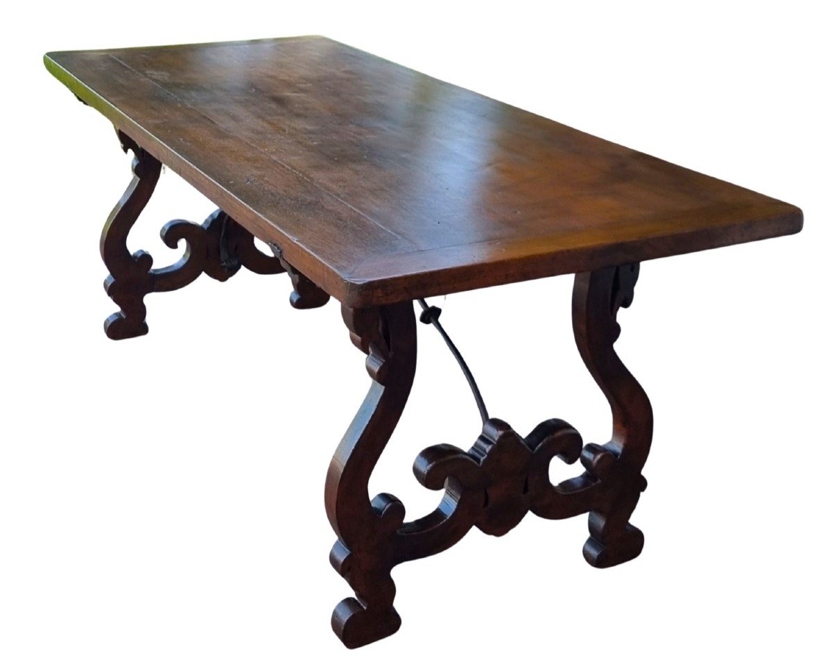 Interwoven Elegance And History: The 18th Century Bolognese Walnut Fratino Table-photo-7