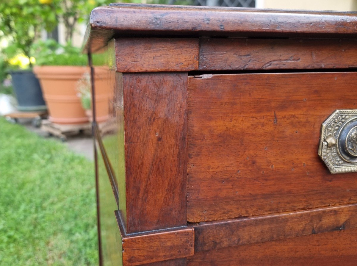 Paire De Commode Directoire De 1780 Noyer Avec Poignées En Bronze-photo-5