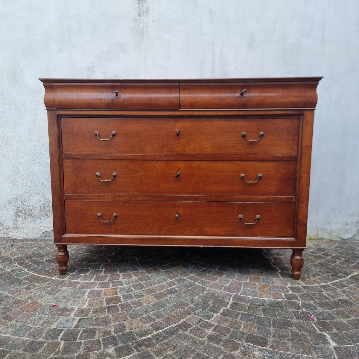 19th Century Cherrywood Chest Of Drawers: Elegance And History In One Piece