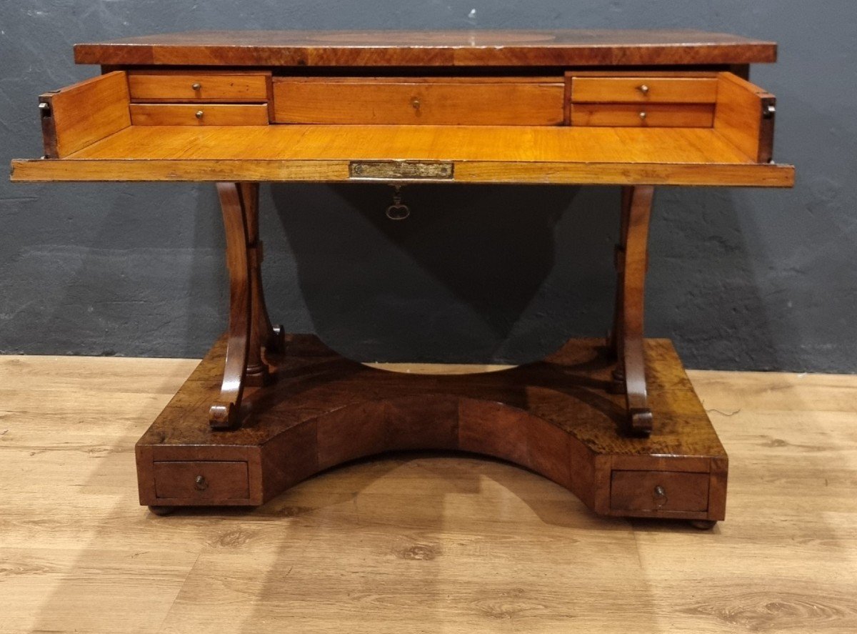 Table Biedermeier De 1820 En Noyer : élégance Intemporelle-photo-4