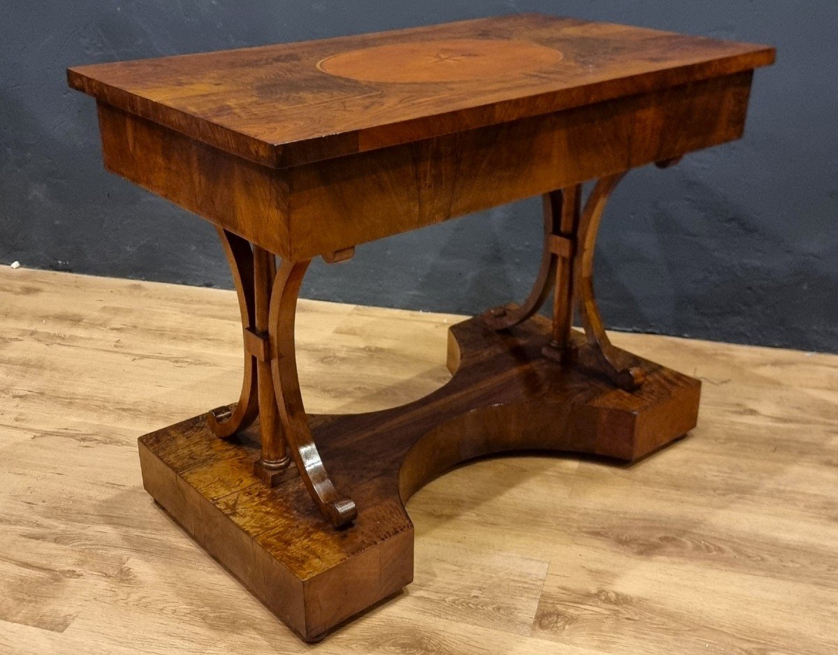 Table Biedermeier De 1820 En Noyer : élégance Intemporelle-photo-3