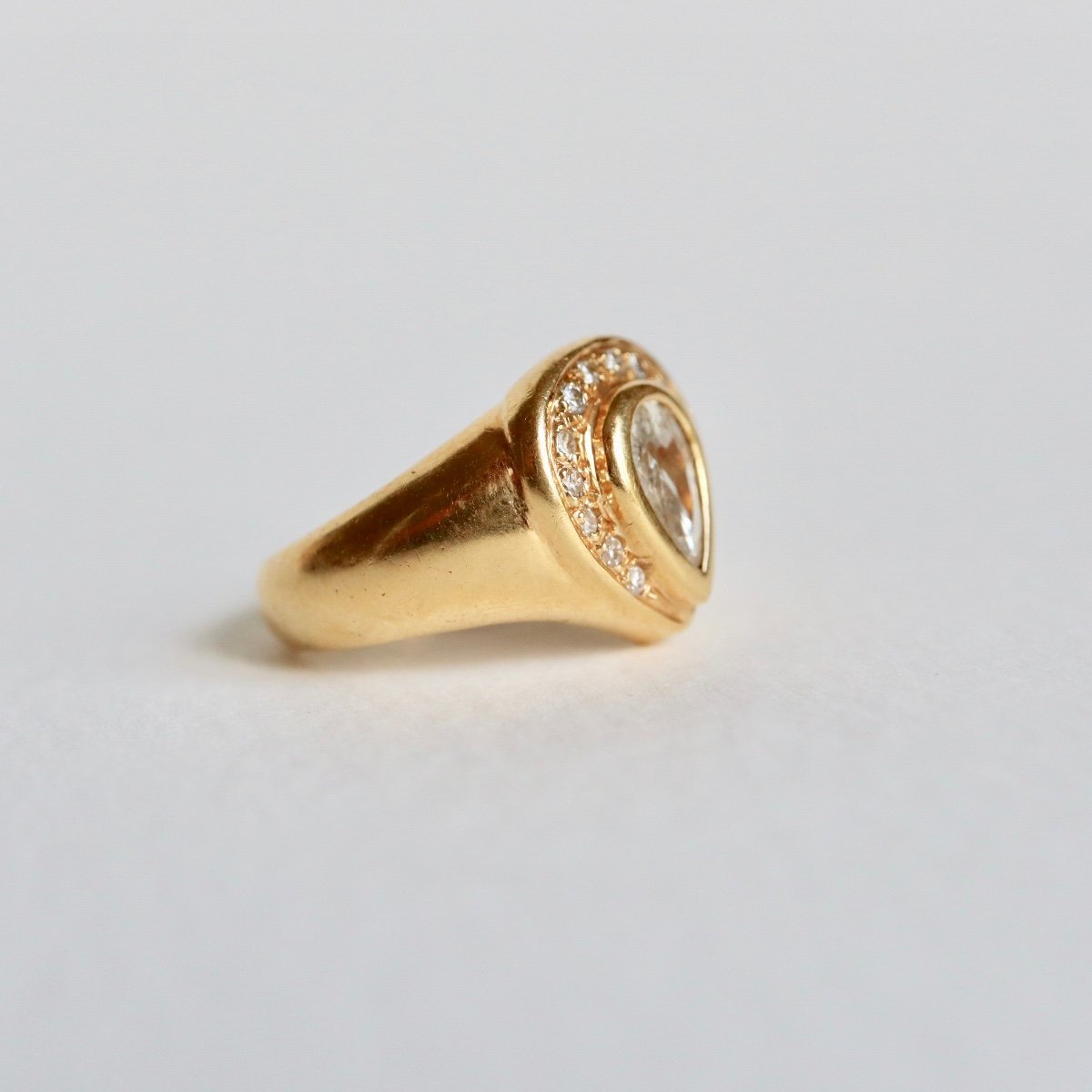 Pear Diamond Ring 18 Carats Yellow Gold-photo-3