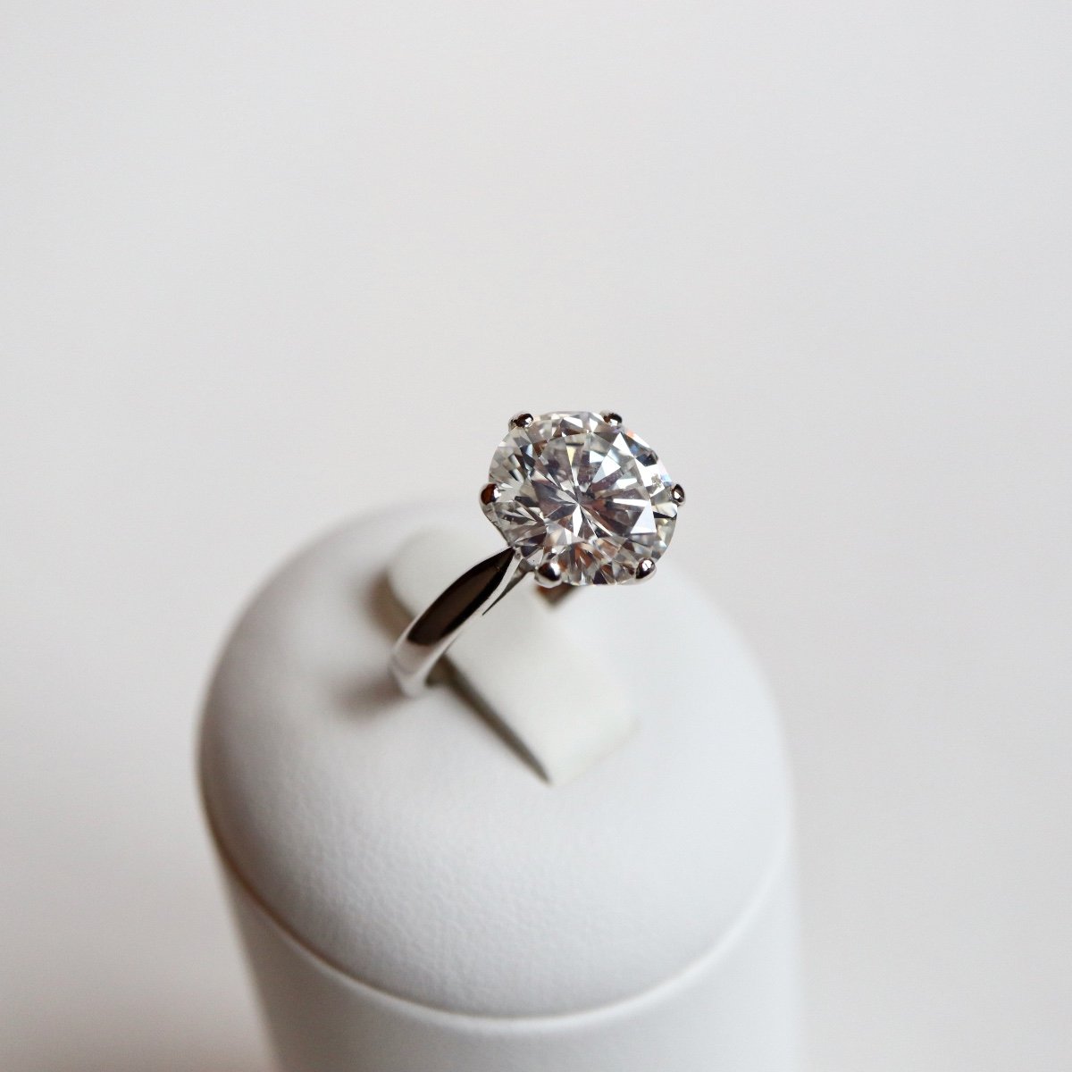 Bague Solitaire 5,23 carats or blanc-photo-2