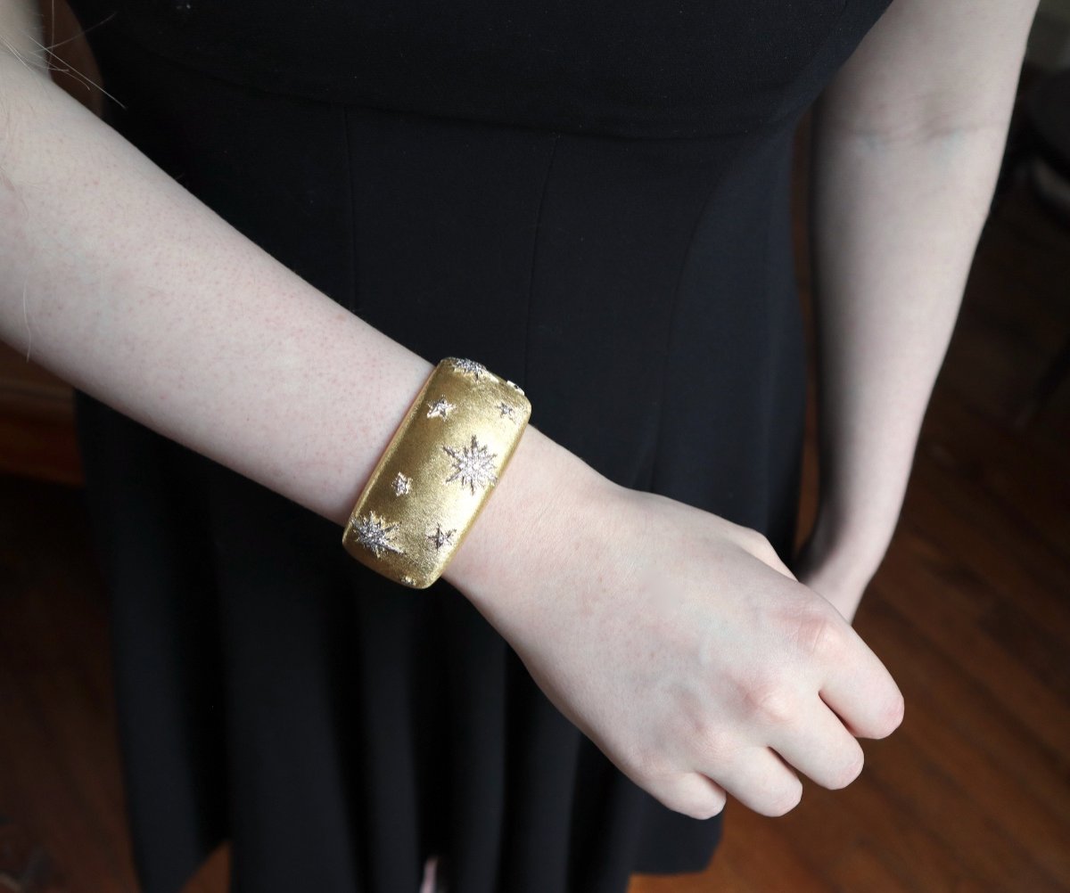 Gold And Diamond Cuff Bracelet-photo-2