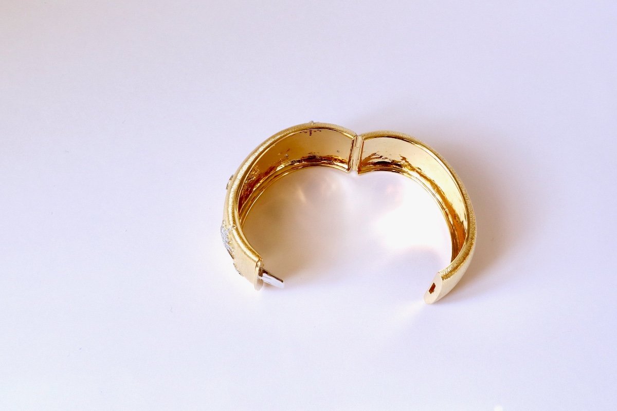 Gold And Diamond Cuff Bracelet-photo-4