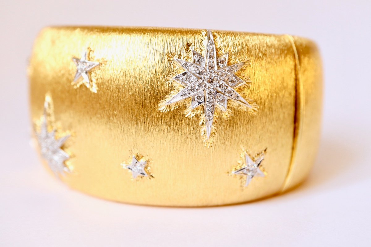 Gold And Diamond Cuff Bracelet-photo-5