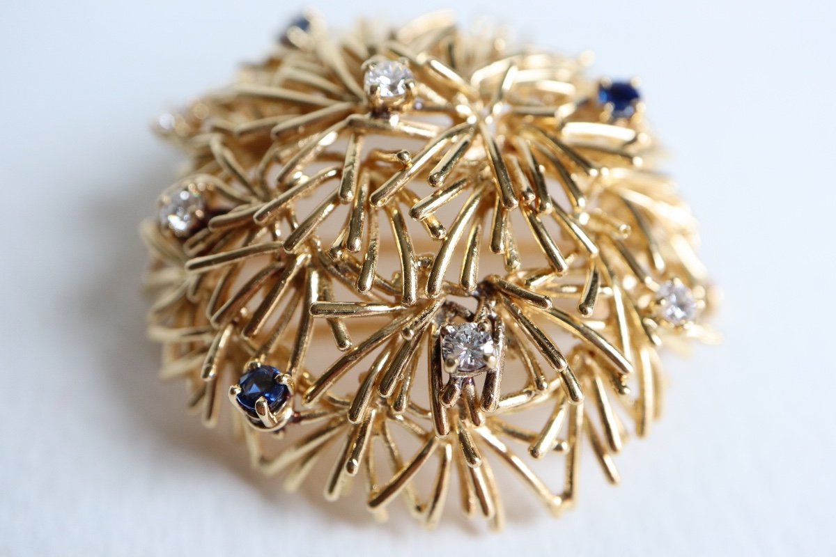 Boucheron Stylized Thistle Ball Brooch In 18k Yellow Gold Sapphires And Diamonds-photo-1