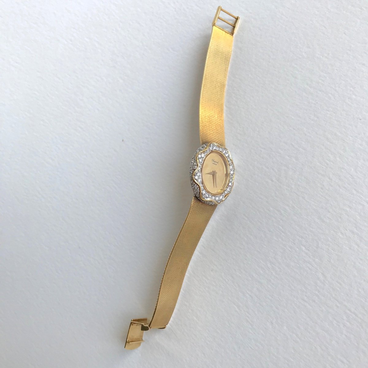 Chopard 1960 Watch In 18k Yellow Gold And Diamonds-photo-5
