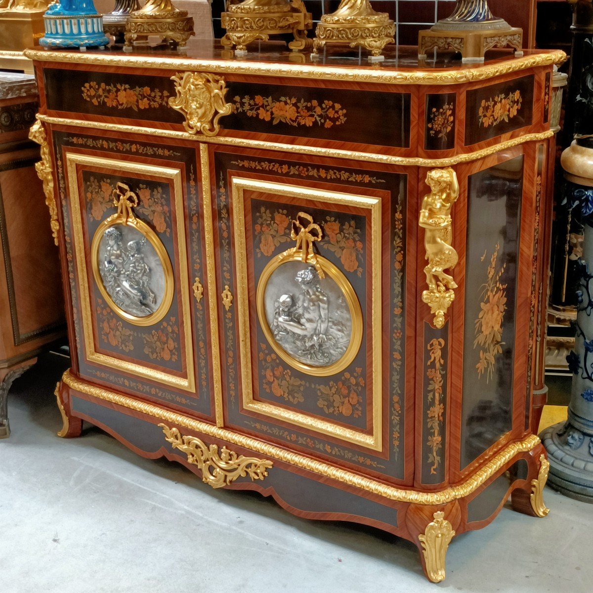 Commode  De Style Louis XVI