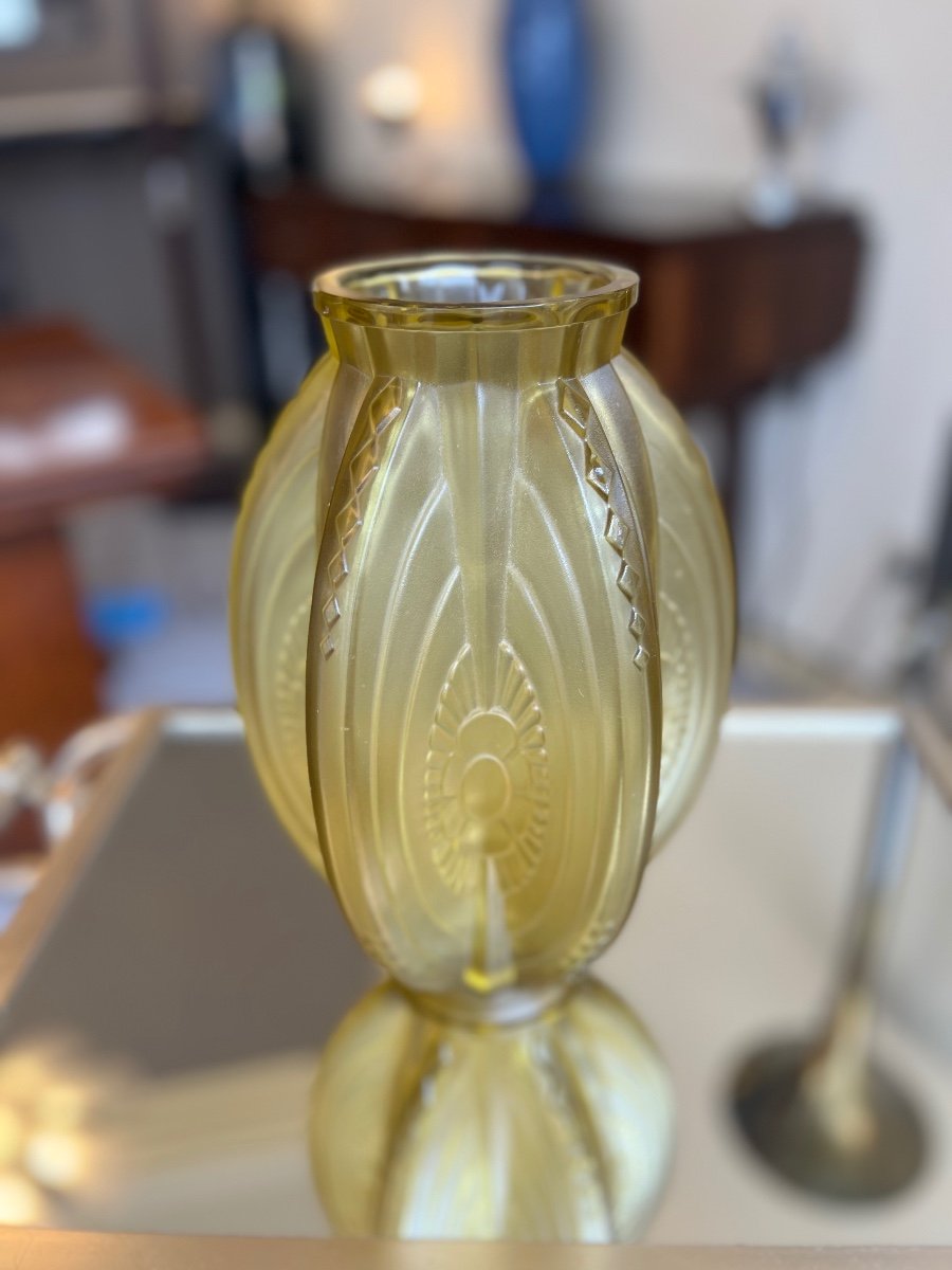 Large Art Deco Vase Sabino Model “pirogues” Signed {sabino Paris} (art Deco Vases 1930) -photo-2