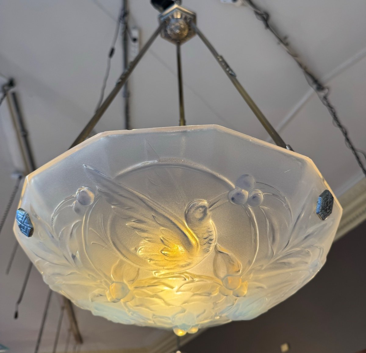 Superbe Suspension / Plafonnier Art Déco Verlys En Verre Opalescent ( Lustre Art Deco 1930 ) -photo-1