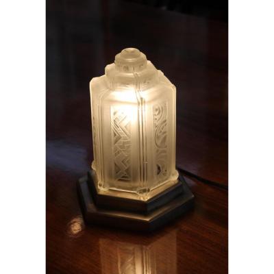 Lampe Art Deco Signée Sabino Epoque 1930 (catégorie: Lampes Art Déco)