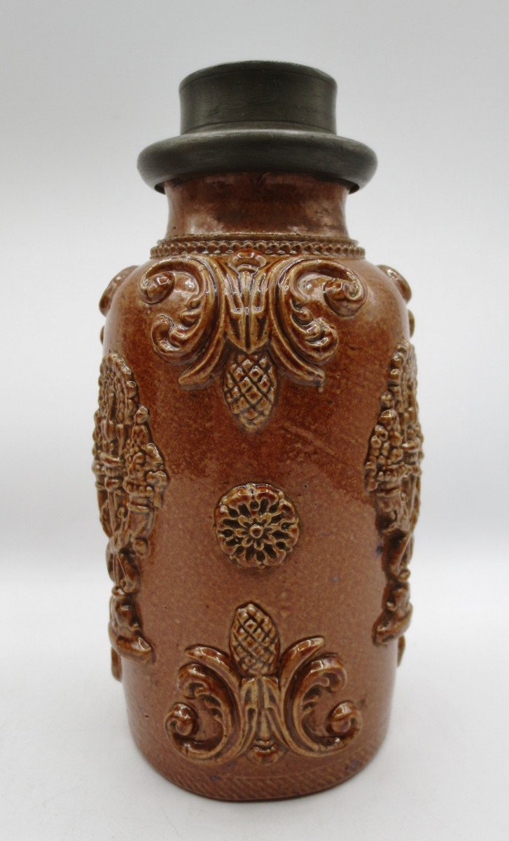 Three Beauvaisis Tobacco Pots, 19th Century.-photo-3