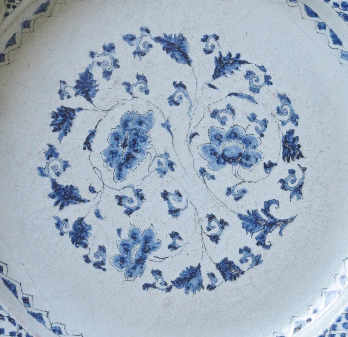 Earthenware Dish From Saint Cloud, End Of The 17th Century. -photo-5