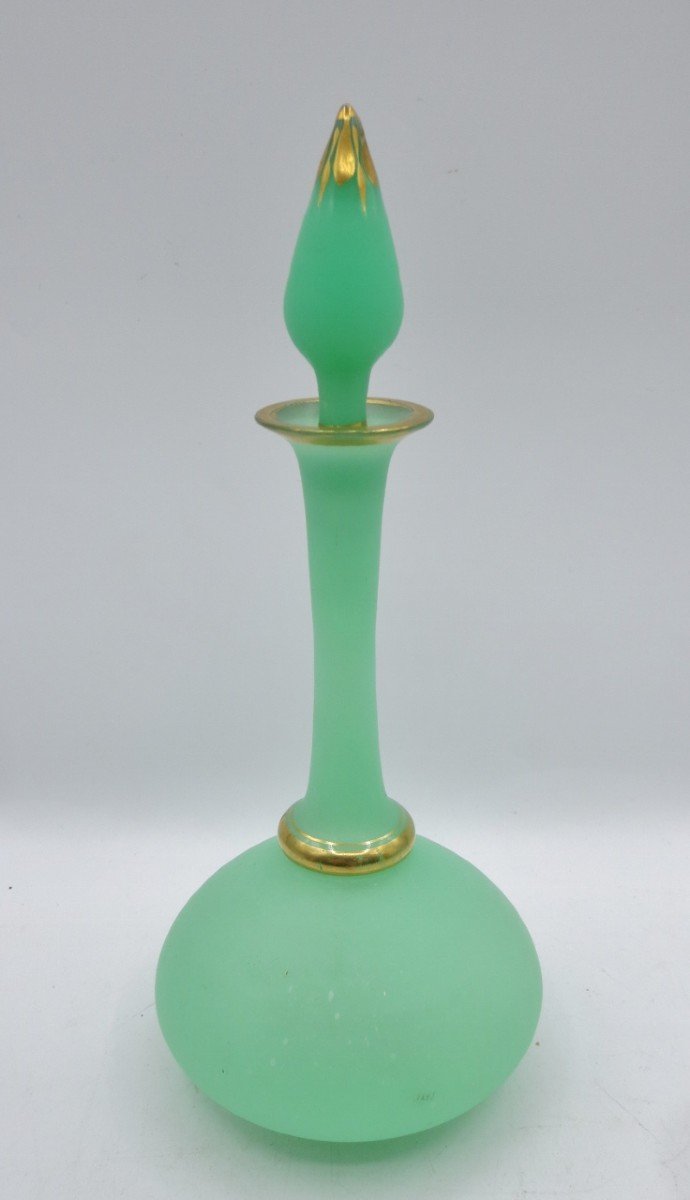 Opaline Bottle, 19th Century.-photo-2